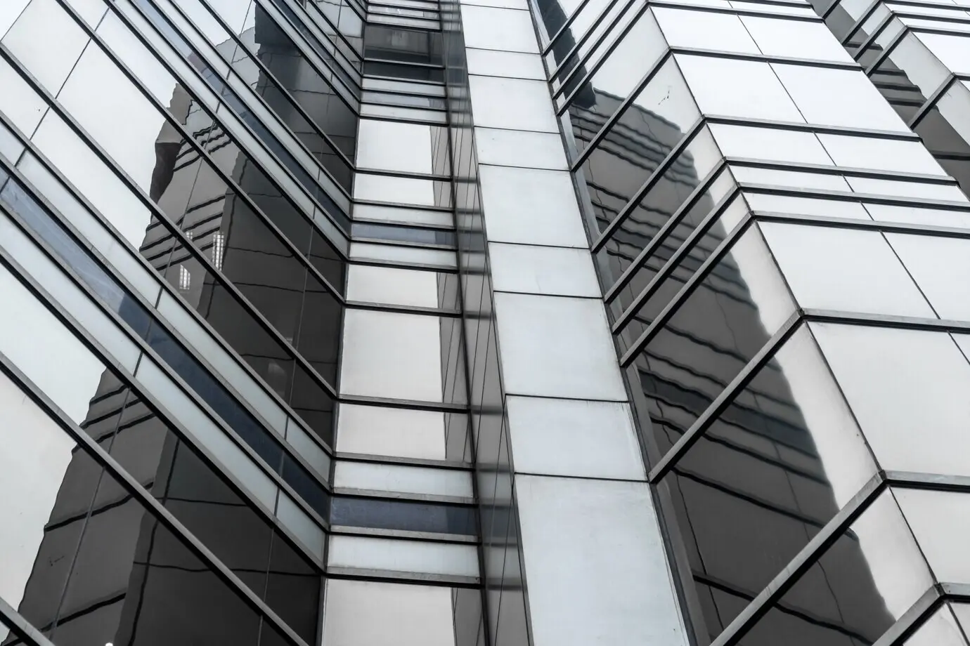 Detailaufnahme einer gemusterten Wand